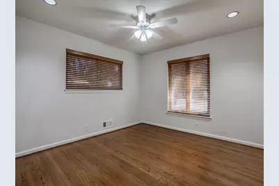 6327 Town Hill Lane, Dallas, TX 75214 - Photo 19