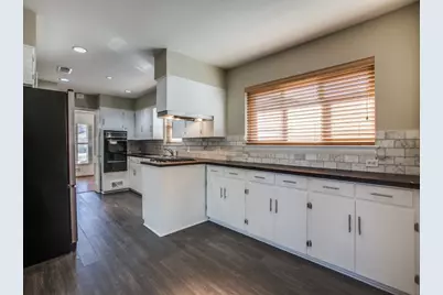 6327 Town Hill Lane, Dallas, TX 75214 - Photo 13