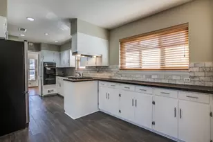 6327 Town Hill Ln, Dallas, TX 75214 - Photo 13