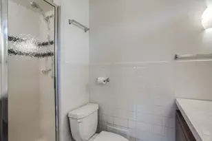 6327 Town Hill Ln, Dallas, TX 75214 - Photo 21