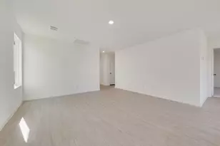 2017 Welsh Ln, Aubrey, TX 76227 - Photo 3