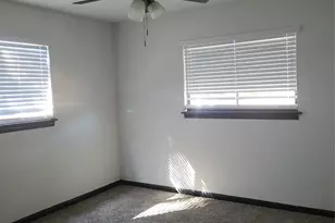 5209 Stonewall St, Greenville, TX 75402 - Photo 3