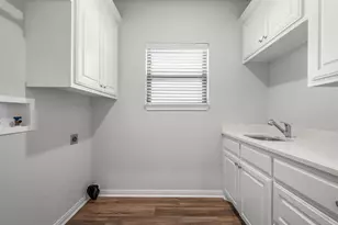 1705 Fabian Dr, Waco, TX 76712 - Photo 15