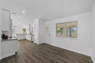 5000 Highpoint Pkwy, Burleson, TX 76028 - Photo 9