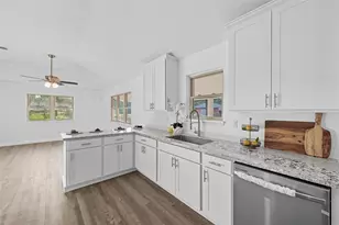 5000 Highpoint Pkwy, Burleson, TX 76028 - Photo 11