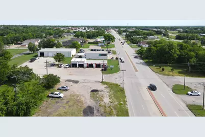 1008 S Virginia Avenue, Terrell, TX 75160 - Photo 9