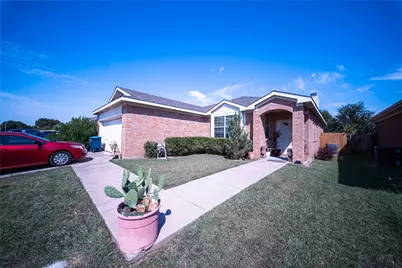 945 Buffalo Springs Drive, Fort Worth, TX 76140 - Photo 1