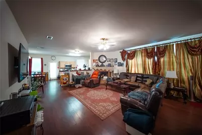 945 Buffalo Springs Drive, Fort Worth, TX 76140 - Photo 19