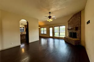 417 Lens St, Eastland, TX 76448 - Photo 5