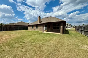 417 Lens St, Eastland, TX 76448 - Photo 27