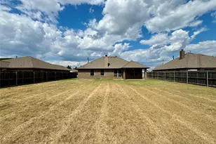 417 Lens St, Eastland, TX 76448 - Photo 33