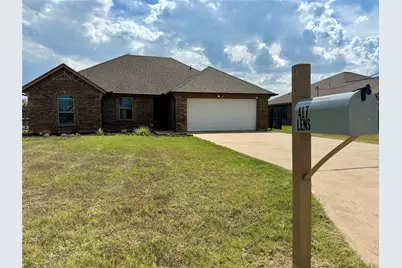 417 Lens Street, Eastland, TX 76448 - Photo 1