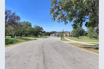 4032 Highland Oaks Lane, Cleburne, TX 76031 - Photo 7