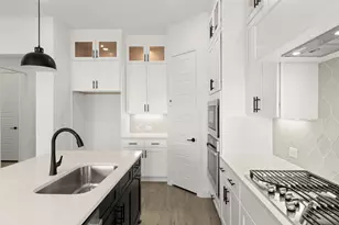 5412 Sundarean Ln, Aubrey, TX 75009 - Photo 9