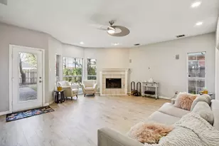 17703 Meadow Grove Ln, Dallas, TX 75287 - Photo 11