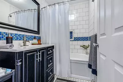 702 Reverchon Drive, Dallas, TX 75211 - Photo 13