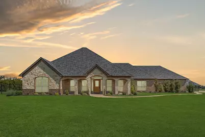 2921 W Alamosa Drive, Terrell, TX 75160 - Photo 1