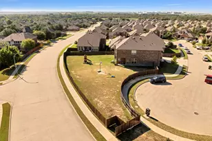 2409 Maple Stream Dr, Fort Worth, TX 76177 - Photo 27