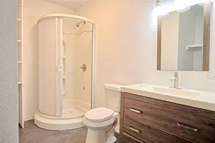 607 Baylor St, Nocona, TX 76255 - Photo 15