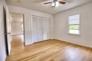 607 Baylor St, Nocona, TX 76255 - Photo 17