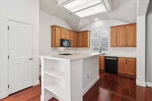 421 Shumate Dr, McKinney, TX 75071 - Photo 7