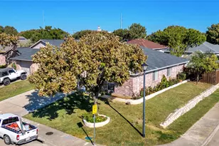 5219 Tato Dr, Dallas, TX 75211 - Photo 13