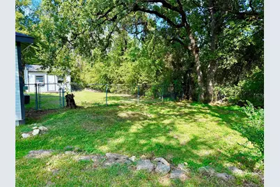 532 Marquette Avenue, Azle, TX 76020 - Photo 15