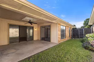 5421 Knollridge, Garland, TX 75043 - Photo 13