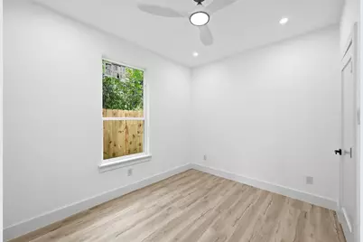 2719 Starks Avenue, Dallas, TX 75215 - Photo 9