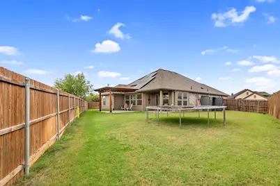 1200 Queens Brook Lane, Fort Worth, TX 76140 - Photo 29