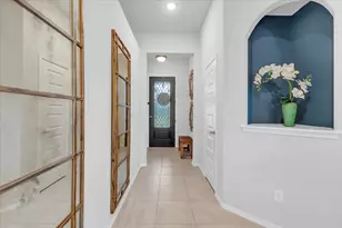 1200 Queens Brook Ln, Fort Worth, TX 76140 - Photo 13