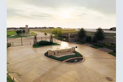 64 Pinehurst Drive, Woodway, TX 76712 - Photo 13