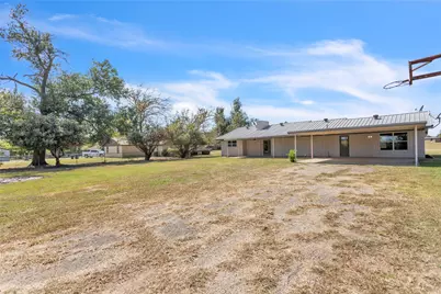 110 Twin Circle, Wortham, TX 76693 - Photo 27