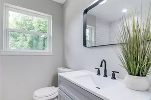 11341 Carissa Dr, Dallas, TX 75218 - Photo 17