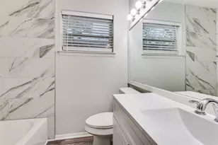 1902 Glenwick Ln, Irving, TX 75060 - Photo 7