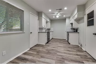 1902 Glenwick Lane, Irving, TX 75060 - Photo 5