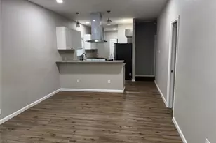 211 N Bermuda St, Lacy Lakeview, TX 76705 - Photo 5