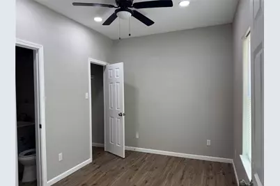 211 N Bermuda Street, Lacy Lakeview, TX 76705 - Photo 13