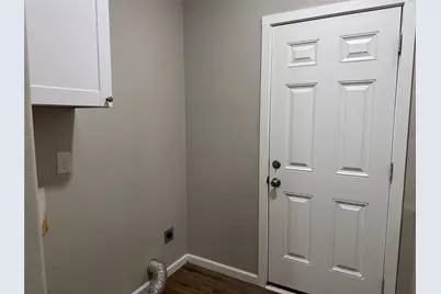 211 N Bermuda Street, Lacy Lakeview, TX 76705 - Photo 9