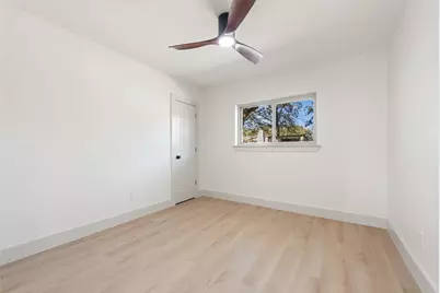 12609 Meadowcrest Lane, Balch Springs, TX 75180 - Photo 15