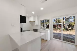 12609 Meadowcrest Ln, Balch Springs, TX 75180 - Photo 7