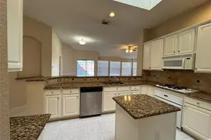 3805 Pine Valley Dr, Plano, TX 75025 - Photo 5