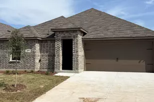 1004 Barton Dr, Ennis, TX 75119 - Photo 5