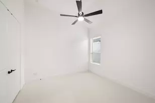 1204 Flock Dr, Mansfield, TX 76063 - Photo 5