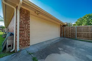 8304 Navigation Dr, Rowlett, TX 75088 - Photo 35