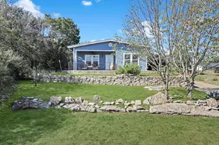 2712 Austin Dr, Granbury, TX 76048 - Photo 1