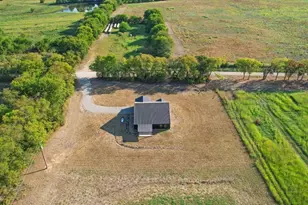 968 Co Rd 4040, Ector, TX 75439 - Photo 27