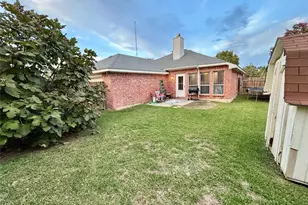4401 Crystal Ln, Garland, TX 75043 - Photo 29