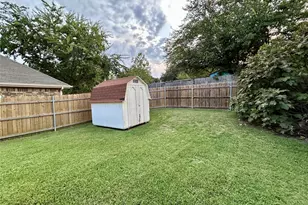 4401 Crystal Ln, Garland, TX 75043 - Photo 31