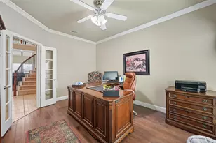 4501 Woodcrest Ln, Mansfield, TX 76063 - Photo 7